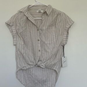 Stripped button up collar shirt